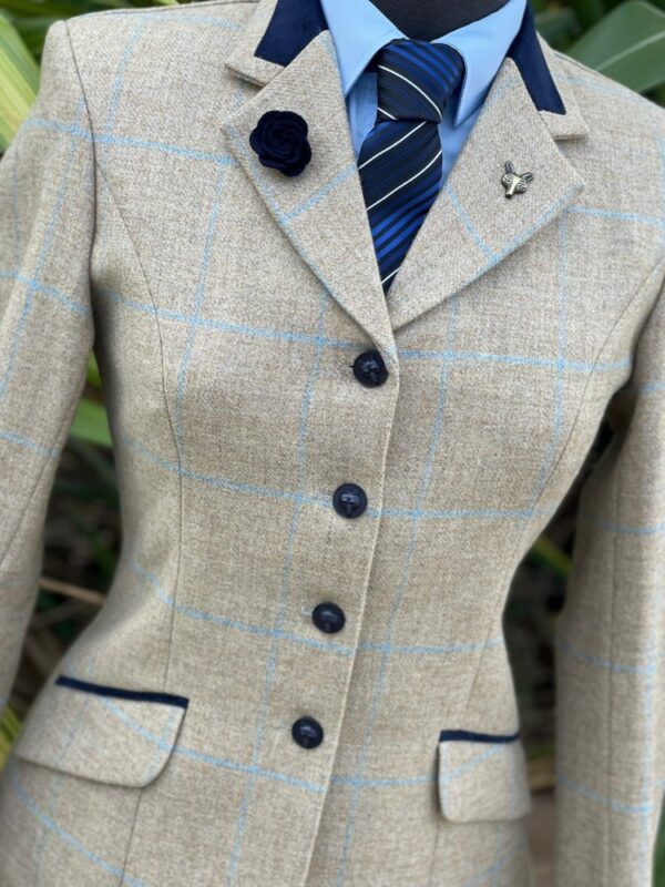 Fawn Tweed/Pale Blue Overcheck