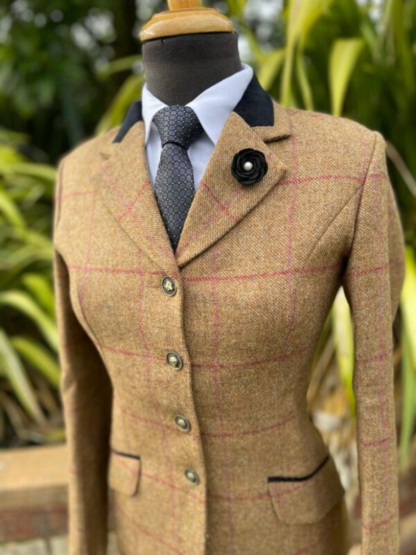 Caramel Tweed/Black Velvet Trim